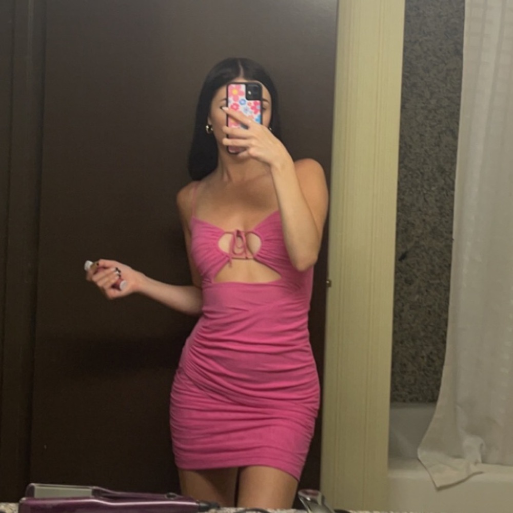 Oh Polly cut out mini dress 🩷🩷🌸🎀